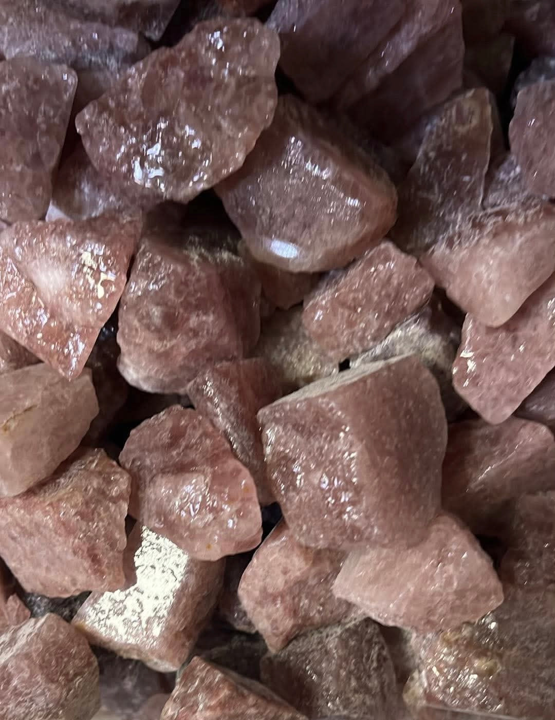 1kg Strawberry Quartz Rough – 20–40 mm Tumbling Grade