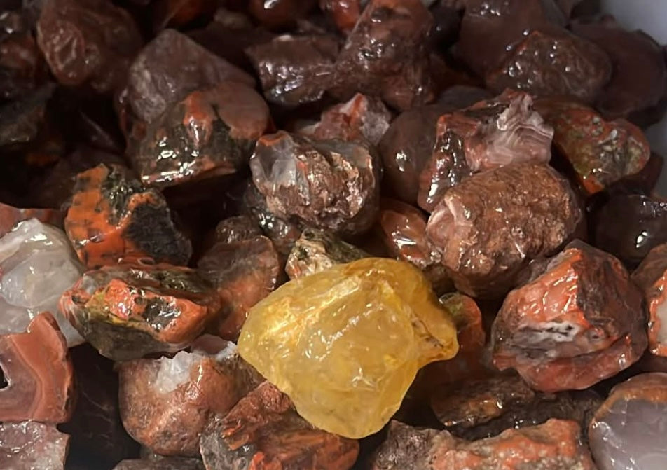 1kg Rough Nanhong Agate – Natural Mixed Pieces