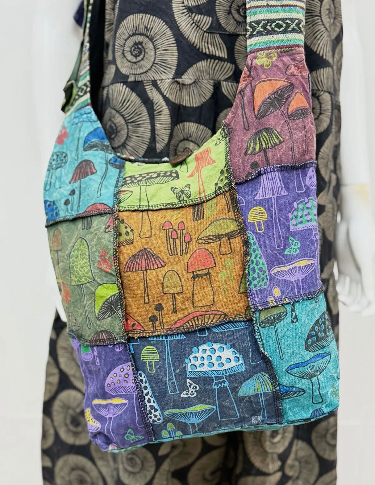 Multicolour
Mushroom Patchwork
Crossbody Cotton Bag
