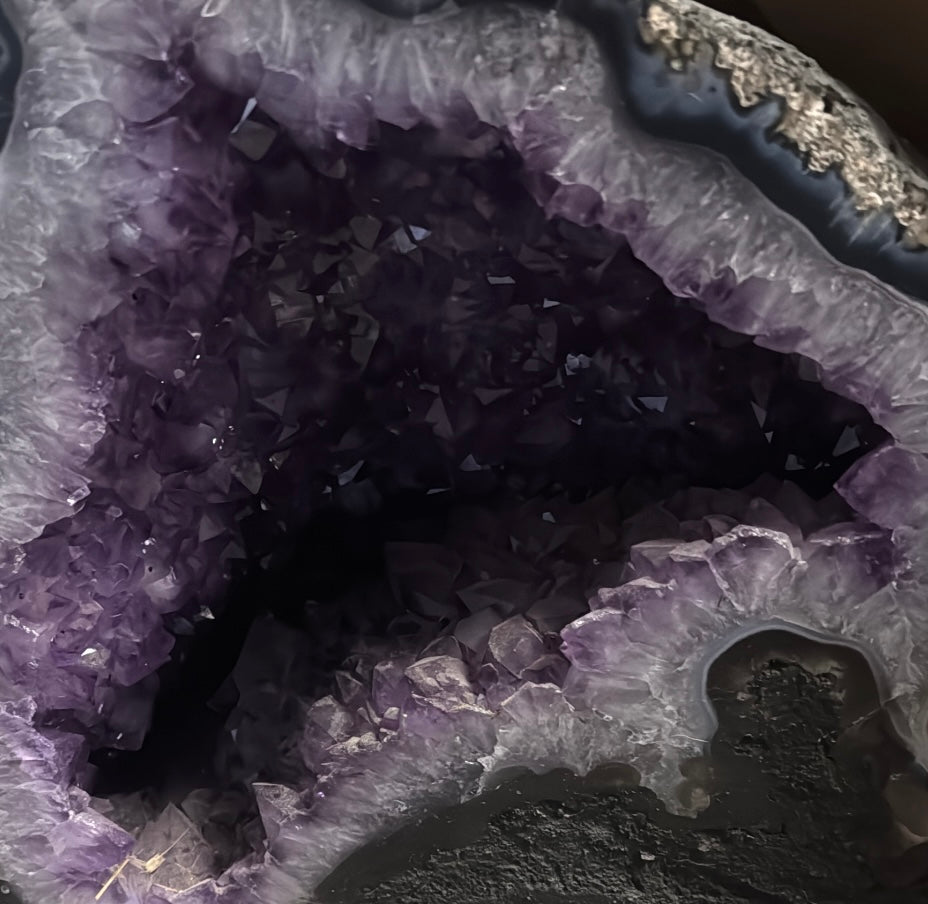 Geodes