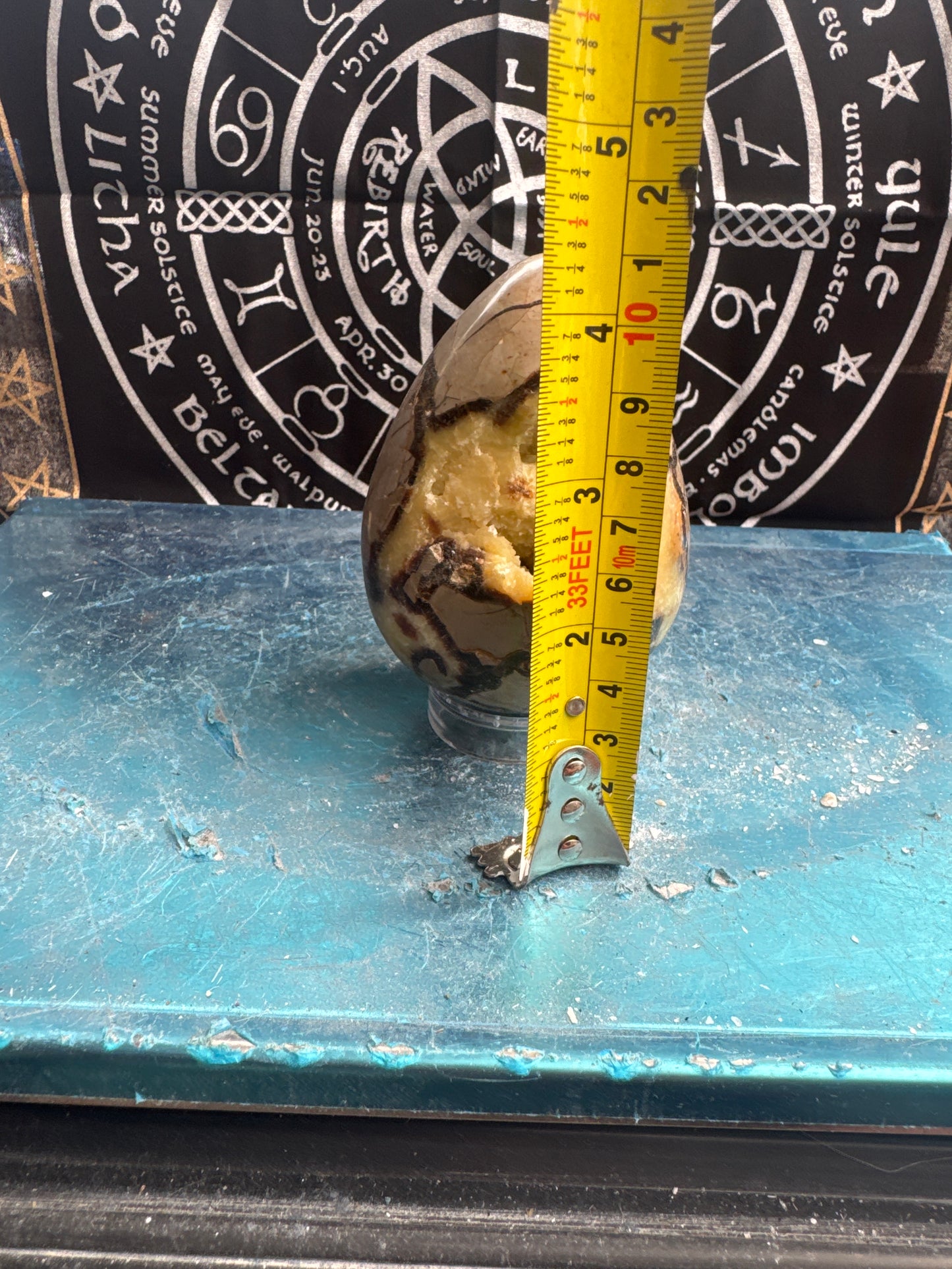 Septarian egg 605 grams please see photos for size DRZ2#2