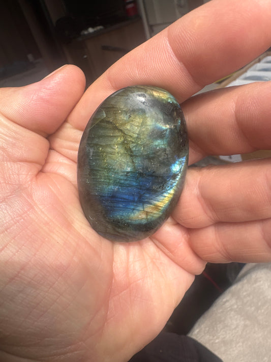 Labradorite Palmstone — Natural Flash & Protective Energy 95 grams EBY2#7