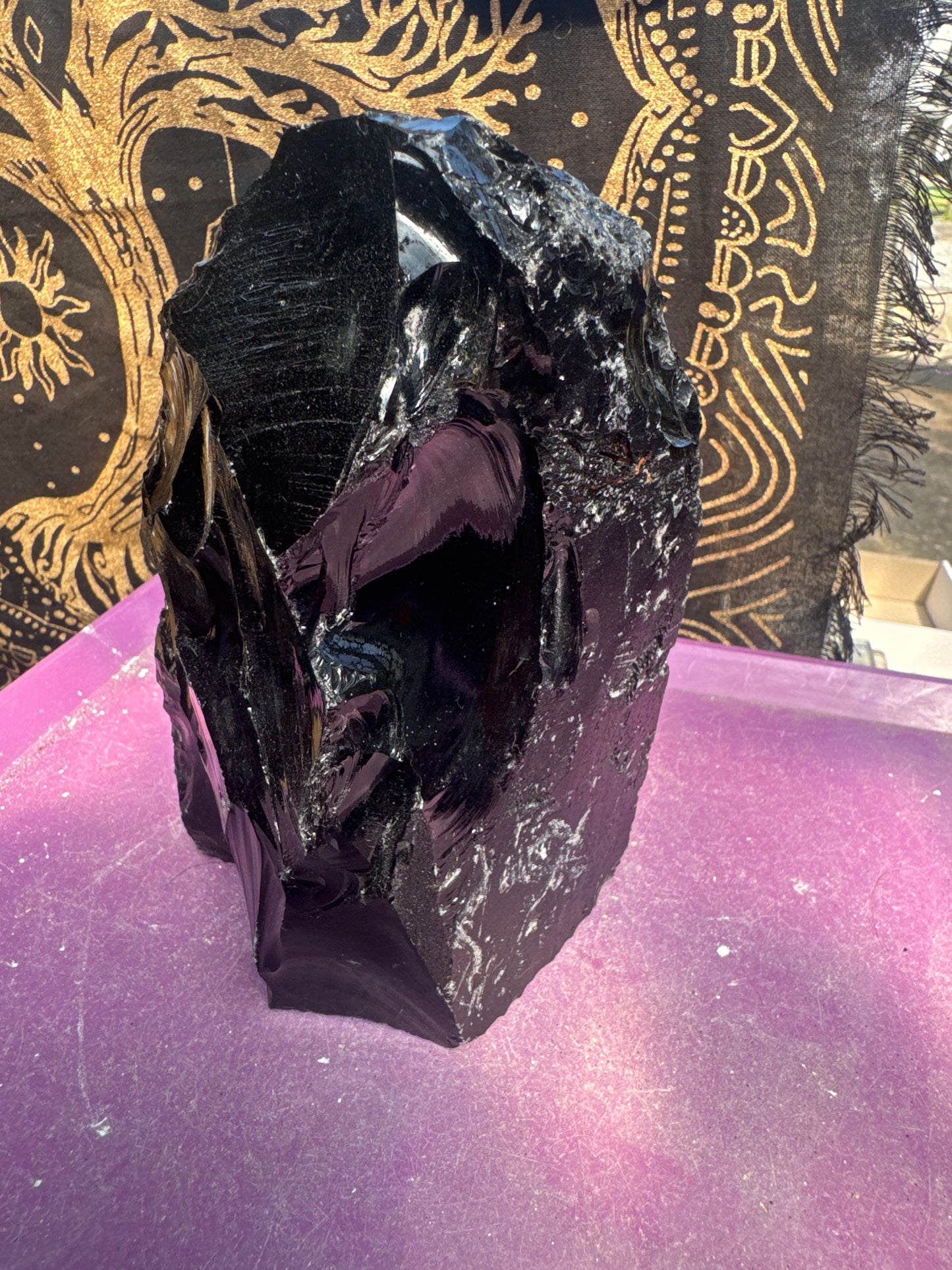 Black Obsidian  1579 grams 16 cm tall Rough with a cut base – Natural Volcanic Glass – E34