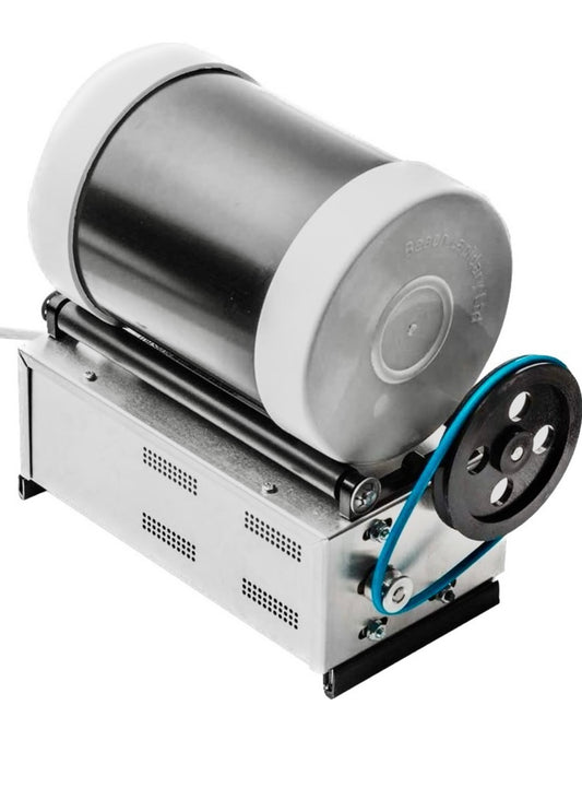 Rock tumbler with 3lb plastic barrel made in England 240V