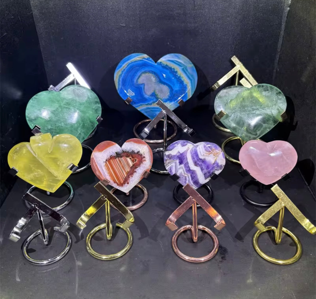 Large rose gold / copper colour stands for heart shaped crystals