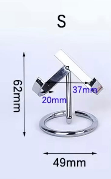 Small copper/rose gold colour heart stands