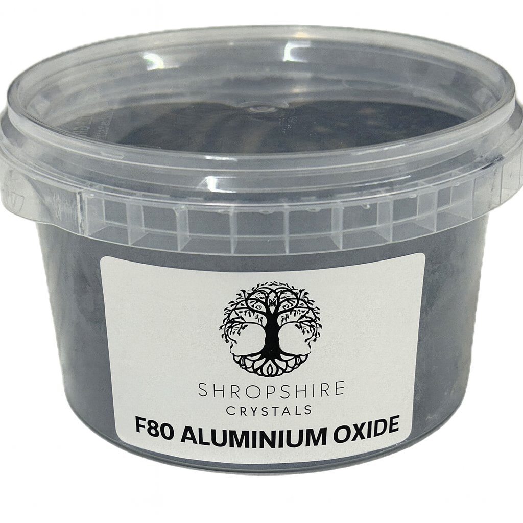1 kg Aluminium Oxide Grit – F80 (Virgin Grade, Resealable Pot)