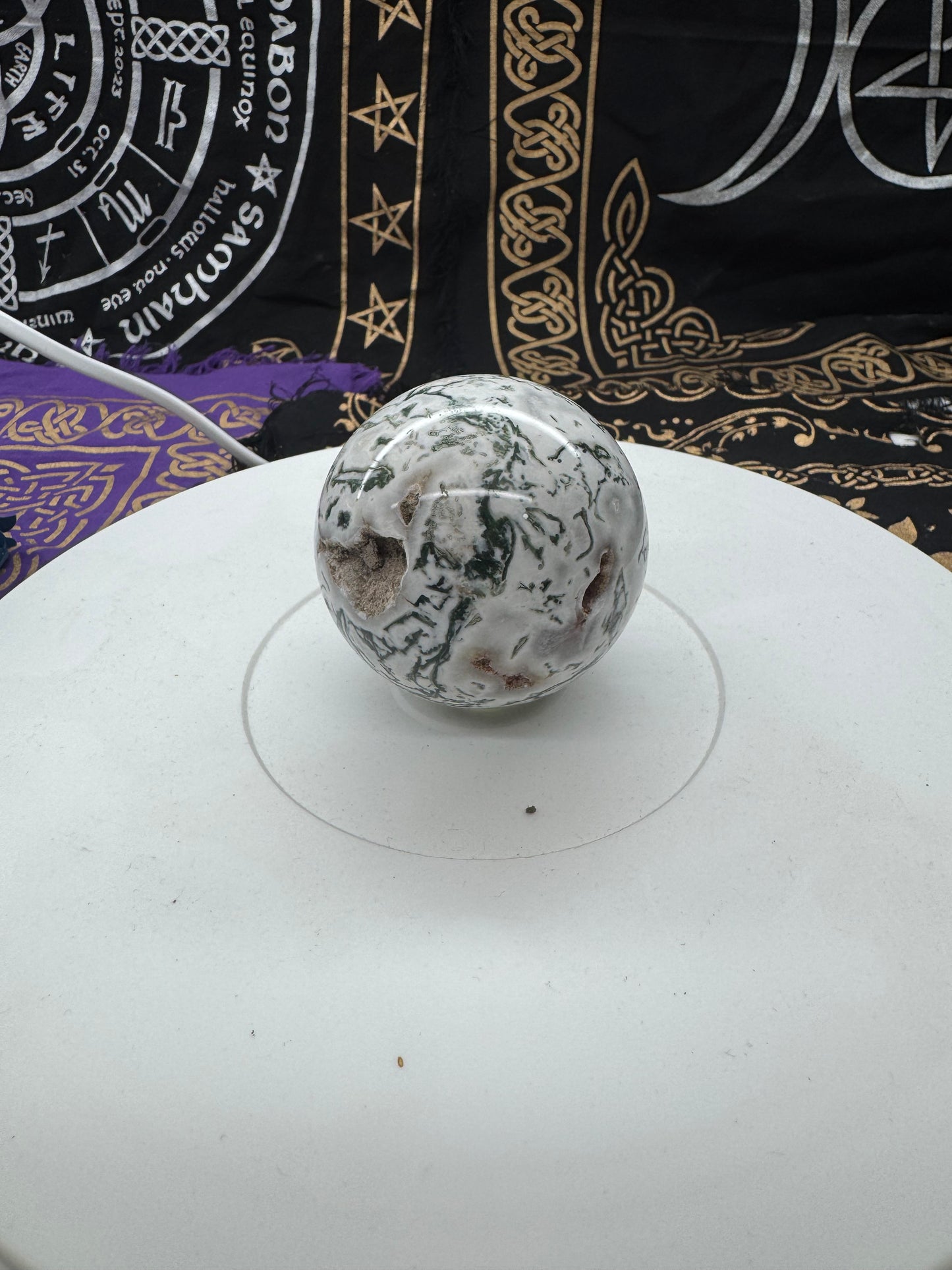 Moss Agate sphere 364 grams,6.5 cm.LFT1#1