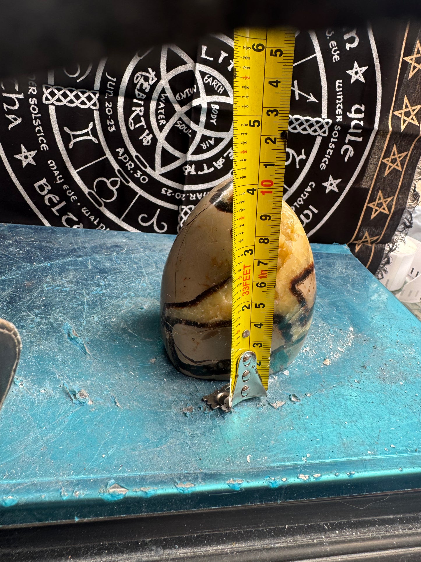 Septarian cut base egg 815 grams approx please see photos for size DRZ2#5