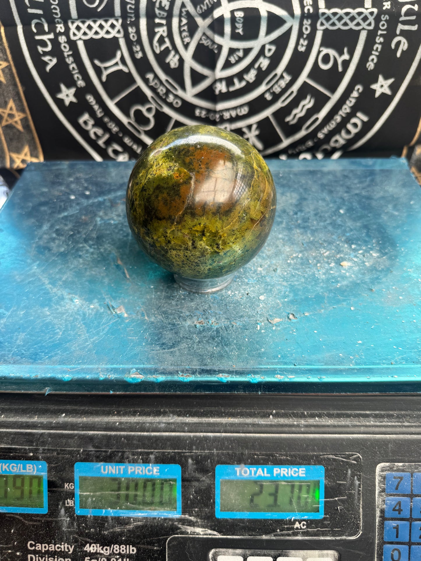 Green Opal Sphere From Madagascar 795 grams 8.2 cm 
DRZ4#8