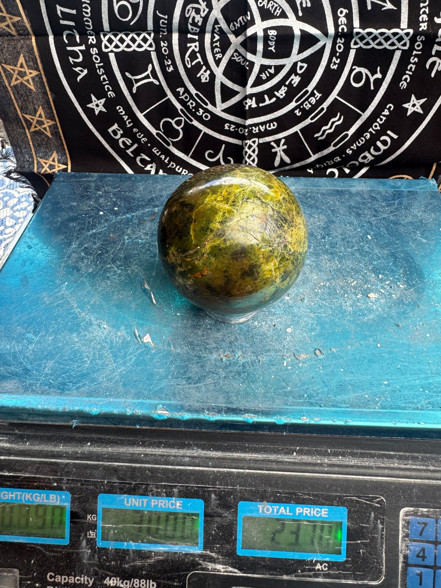 Green Opal Sphere From Madagascar 795 grams 8.2 cm 
DRZ4#8