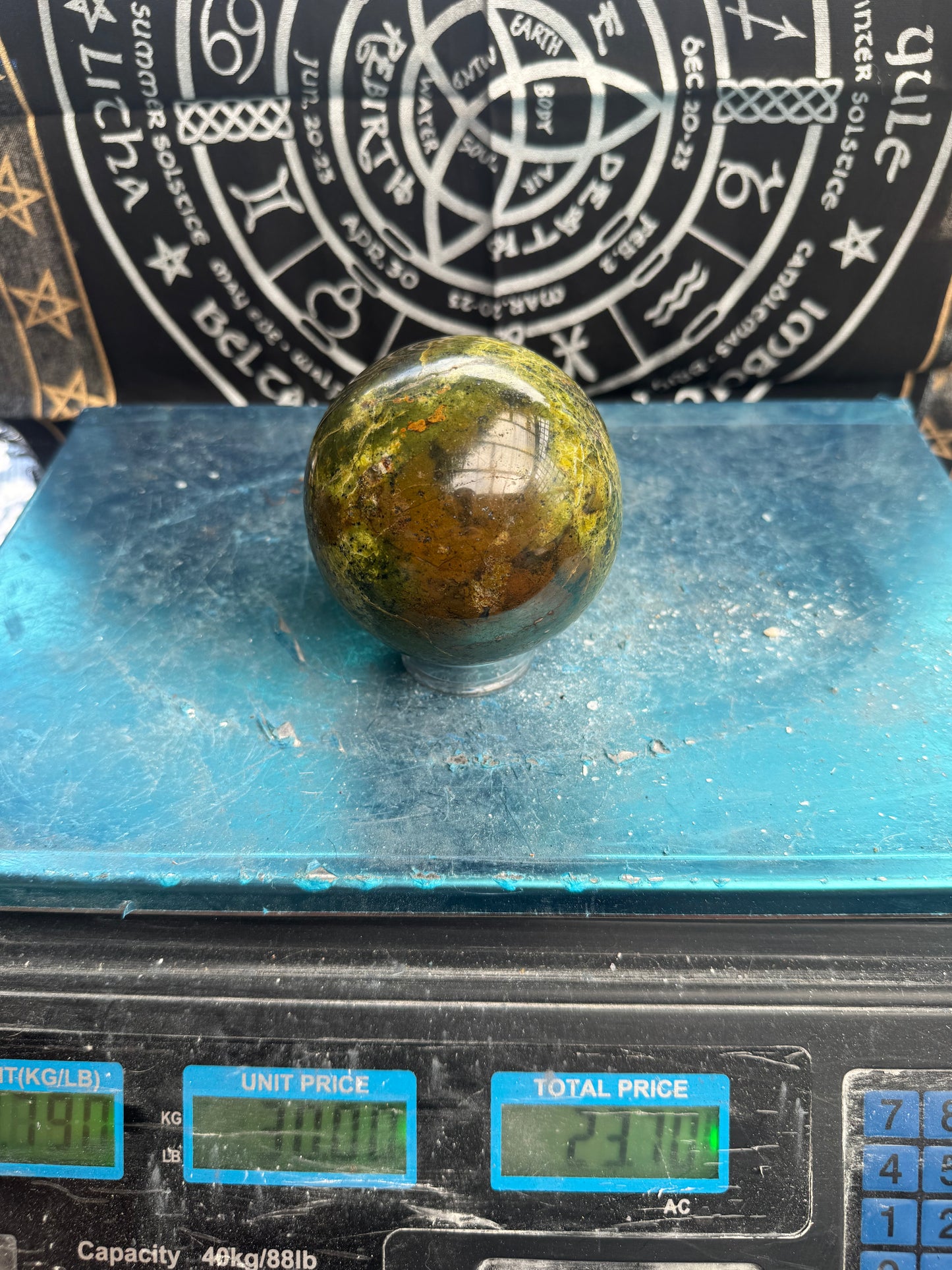 Green Opal Sphere From Madagascar 795 grams 8.2 cm 
DRZ4#8